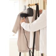 Снимка на Закачалка за гладене с ръчна парна ютия Brabantia Linn Pepper Black