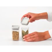 Снимка на Бурканчета за съхранение на подправки комплект Brabantia Tasty+ Stackable 2x0.15L Light Grey