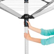 Снимка на Външен простор Brabantia Lift-O-Matic Advance 50m, метален шип за вкопаване, калъф и торба за щипки