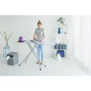 Снимка на Маса за гладене Brabantia B 124x38cm с поставка за парогенератор, PerfectFlow Bubbles