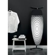 Снимка на Маса за гладене Brabantia D 135x45cm с топлоустойчива зона за ютия Titan Oval