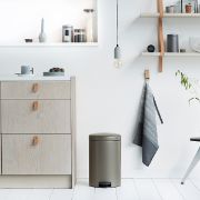 Снимка на Кош за смет с педал Brabantia NewIcon 20L, Platinum