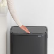 Снимка на Кош за смет Brabantia Bo Touch 60L, Matt Black