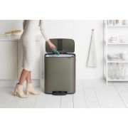 Снимка на Кош за смет Brabantia Bo Pedal 60L, Platinum