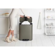 Снимка на Кош за смет Brabantia Bo Pedal 60L, Platinum