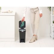 Снимка на Кош за смет с педал Brabantia StepUp 10L, Dark Grey